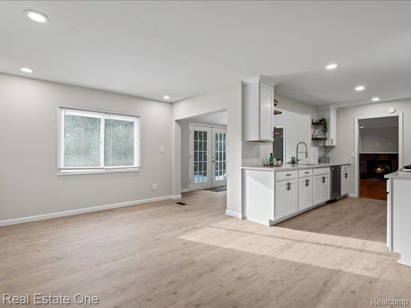 6407 Buxton Court, West Bloomfield, MI — Photo 10