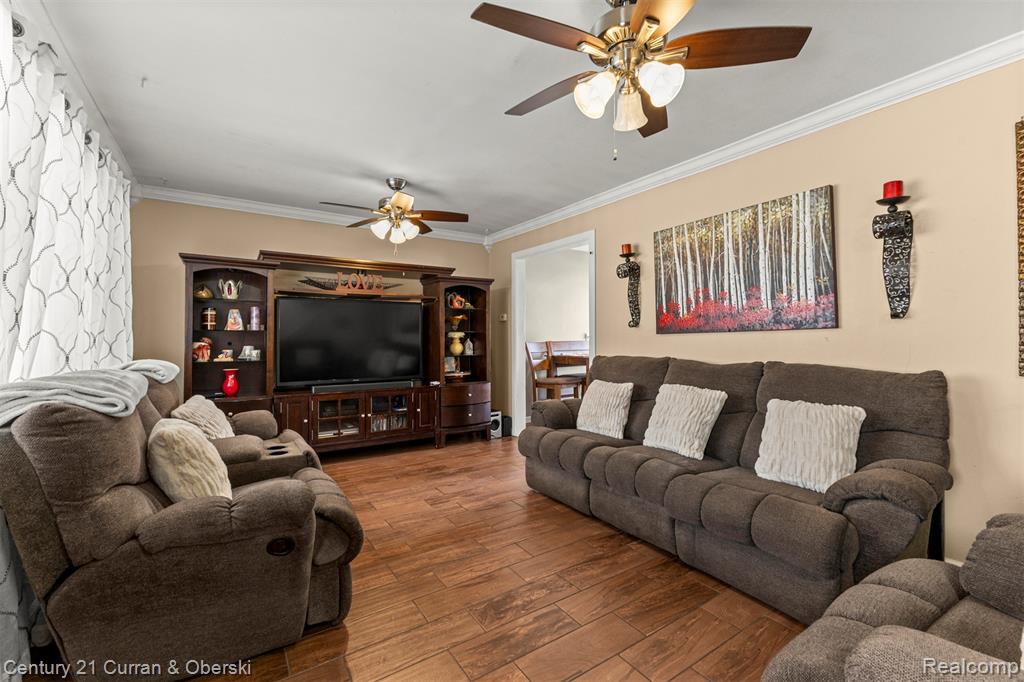 4306 Elizabeth Street, Wayne, MI 48184 — Photo 4