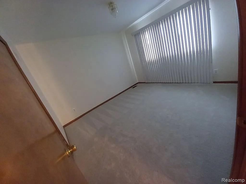47630 Robins Nest Drive, Utica, MI 48315 — Photo 12