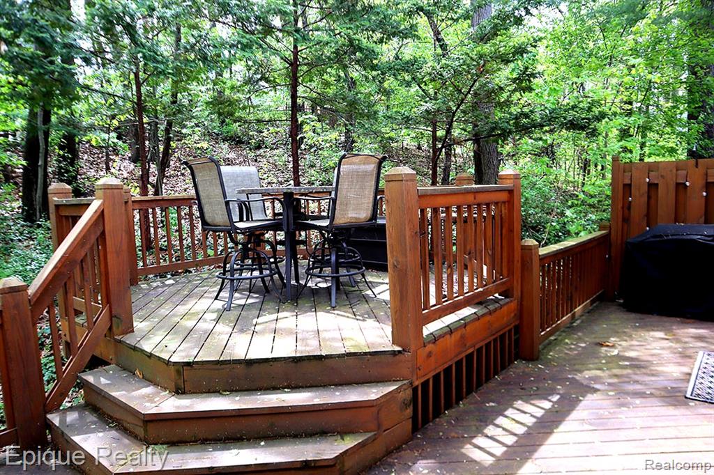 6607 Ridgeview Drive, Clarkston, MI — Photo 3