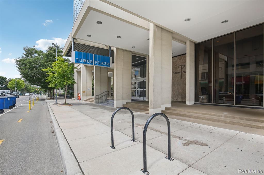 555 E WILLIAM Street, 2G, Ann Arbor, MI 48104 — Photo 3