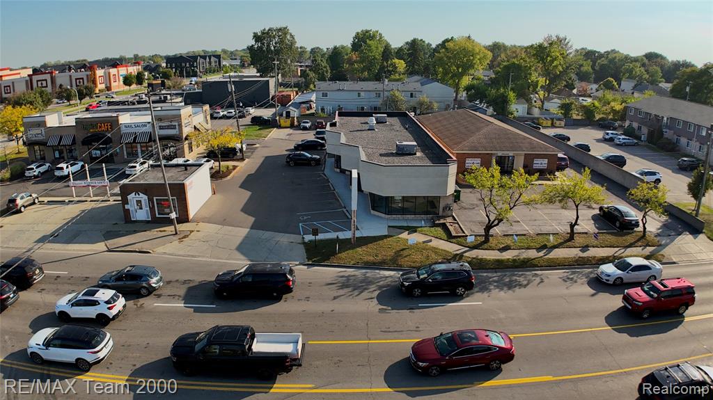 47 W Maple Road, Clawson, MI — Photo 5