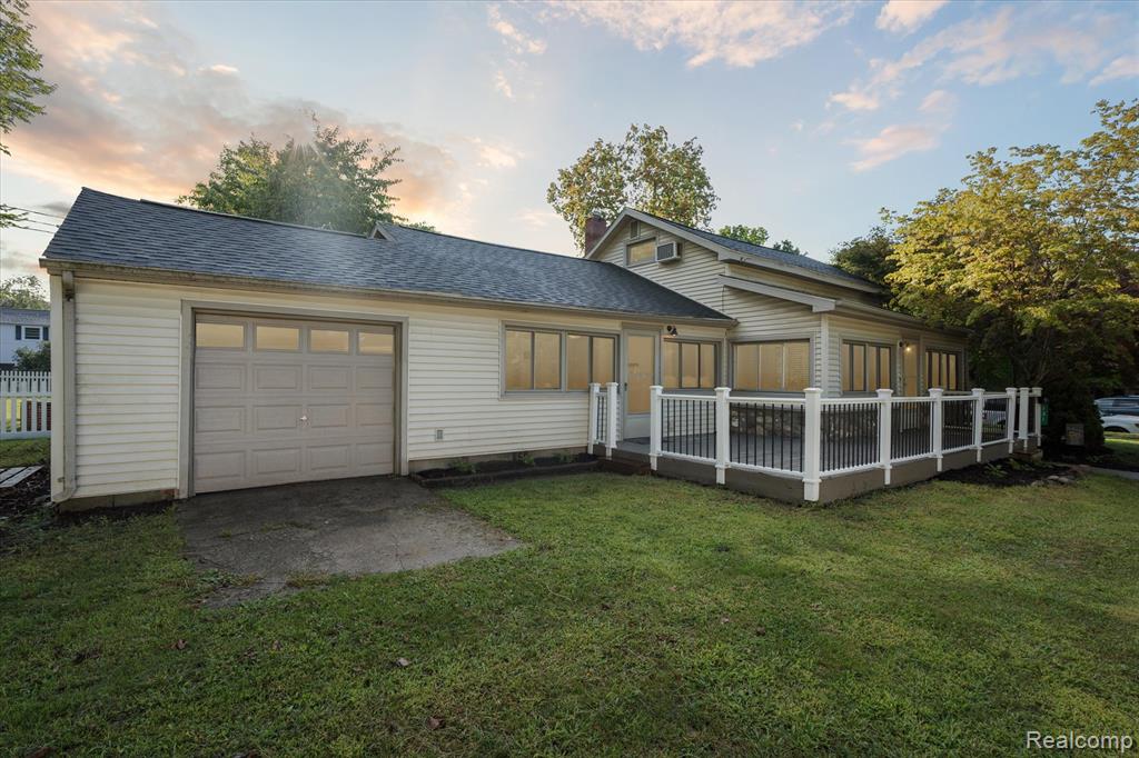 131 W South Street, Williamston, MI 48895 — front exterior