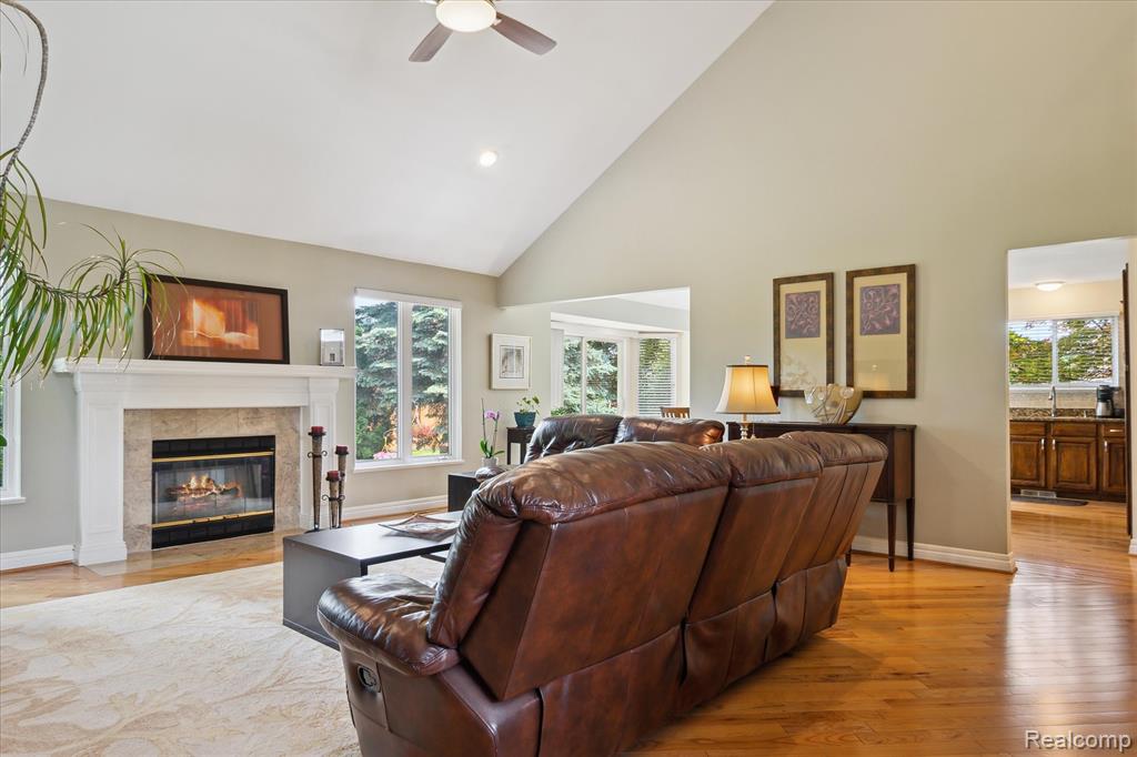 5061 Whitby Drive, Sterling Heights, MI 48314 — Photo 6