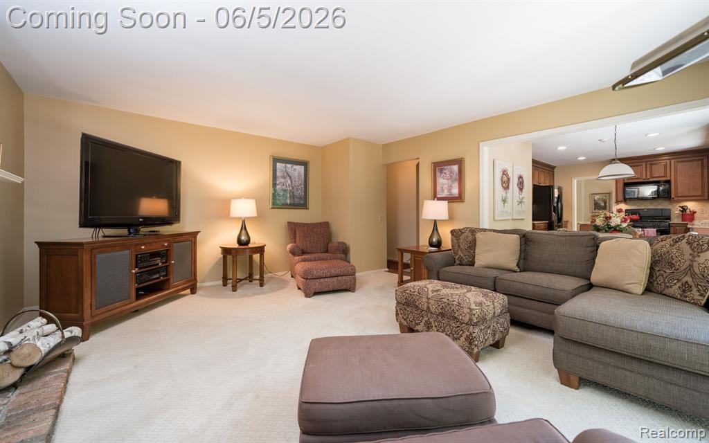 44828 Roundview Drive, Novi, MI — Photo 13