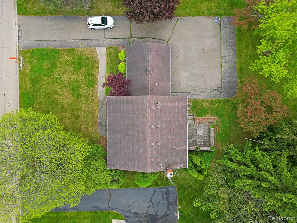4003 OLD DOMINION Drive, West Bloomfield, MI 48323 — Photo 8