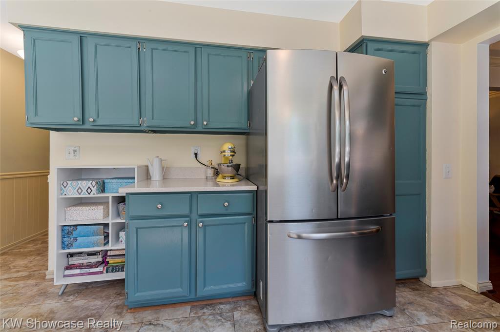 5409 S Piccadilly, West Bloomfield, MI — Photo 16