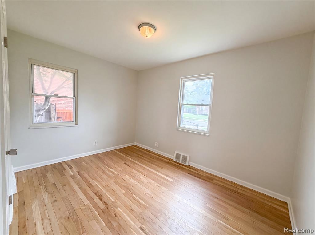 8069 Beaverland, Redford, MI 48239 — Photo 10