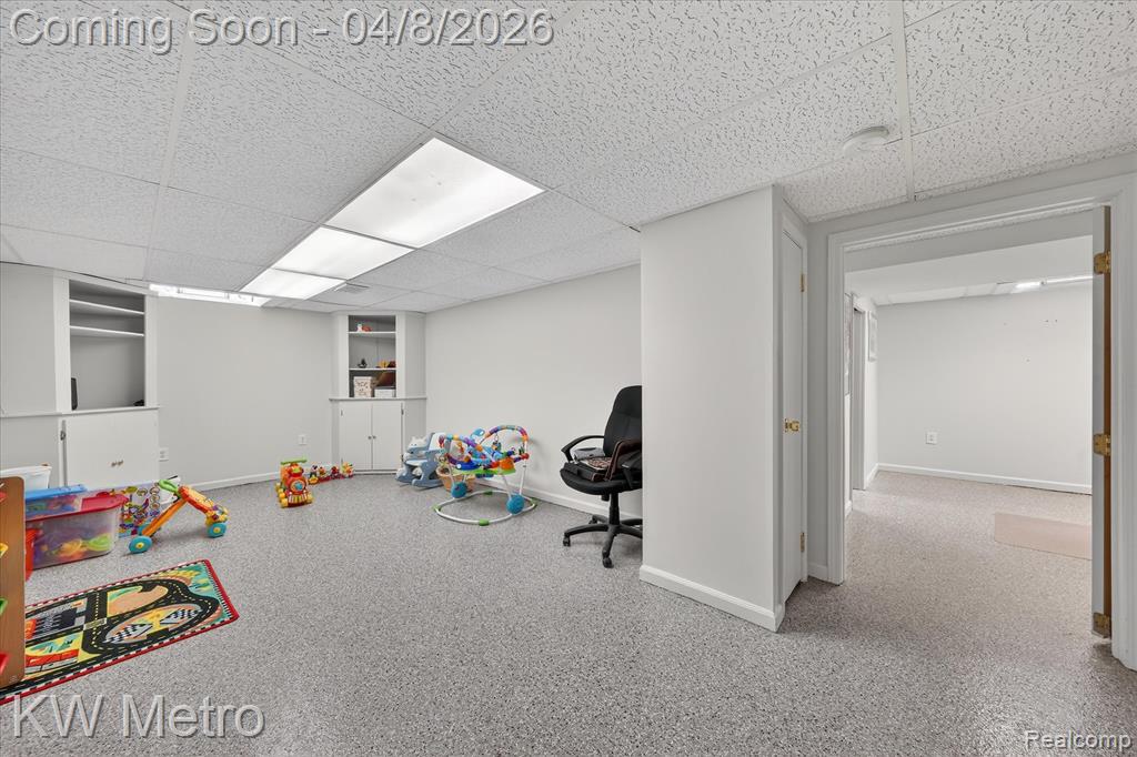 5037 Thorncroft Avenue, Royal Oak, MI 48073 — Photo 15