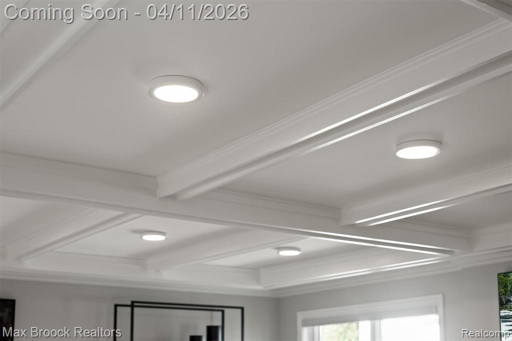 5190 Clarendon Crest Street, Bloomfield Hills, MI, 48302