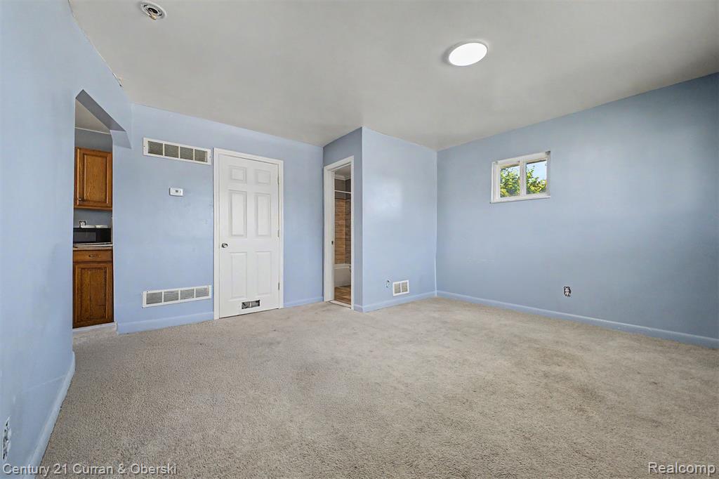 1504 McLain Avenue, Lincoln Park, MI 48146 — Photo 2