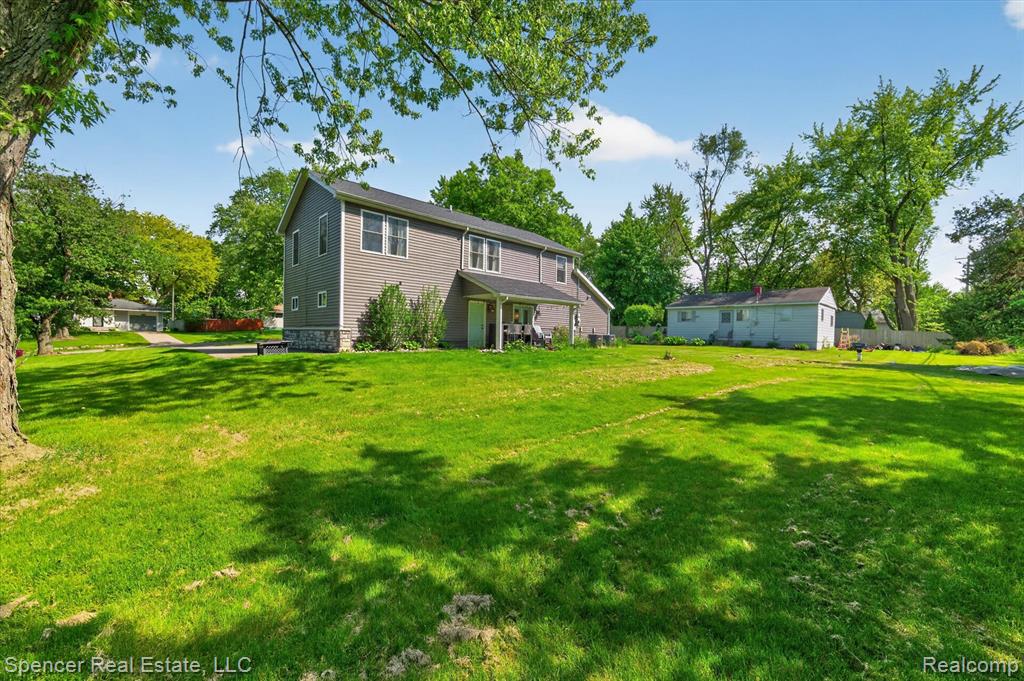 6415 Sunnydale Road, Clarkston, MI — Photo 39