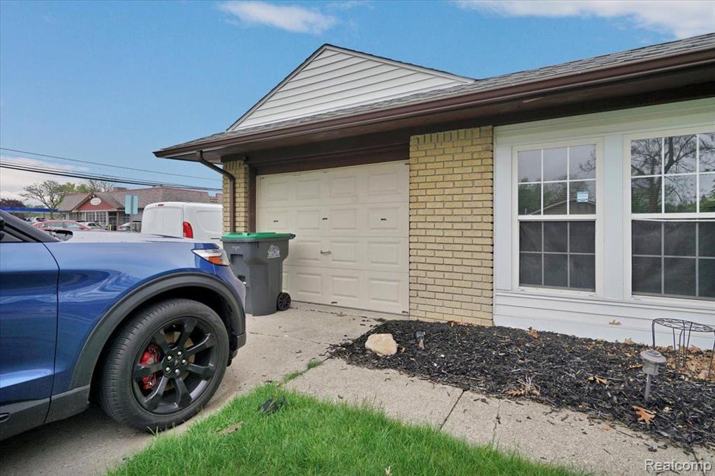 6854 HARDING Street, Taylor, MI 48180 — Photo 4
