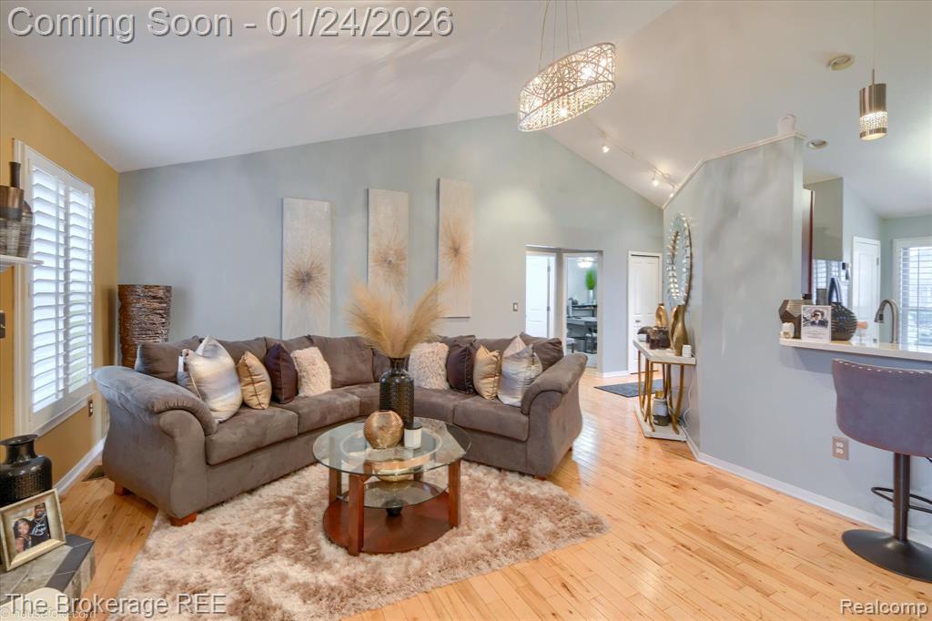 7095 Woods West Drive, Flushing, MI 48433 — Photo 17