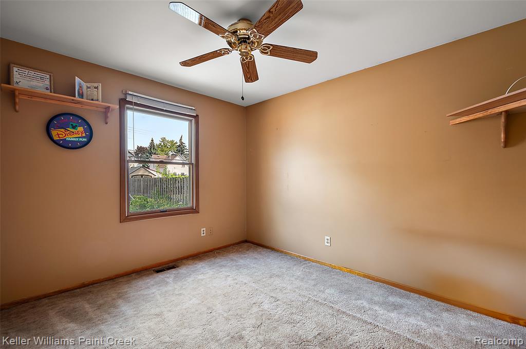 436 Orchard Street, Wyandotte, MI 48192 — Photo 22