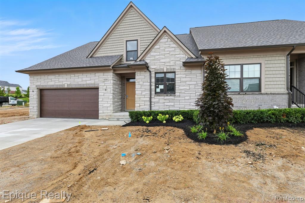 600 Cornerstone Drive, Oxford, MI 48371 — Photo 2