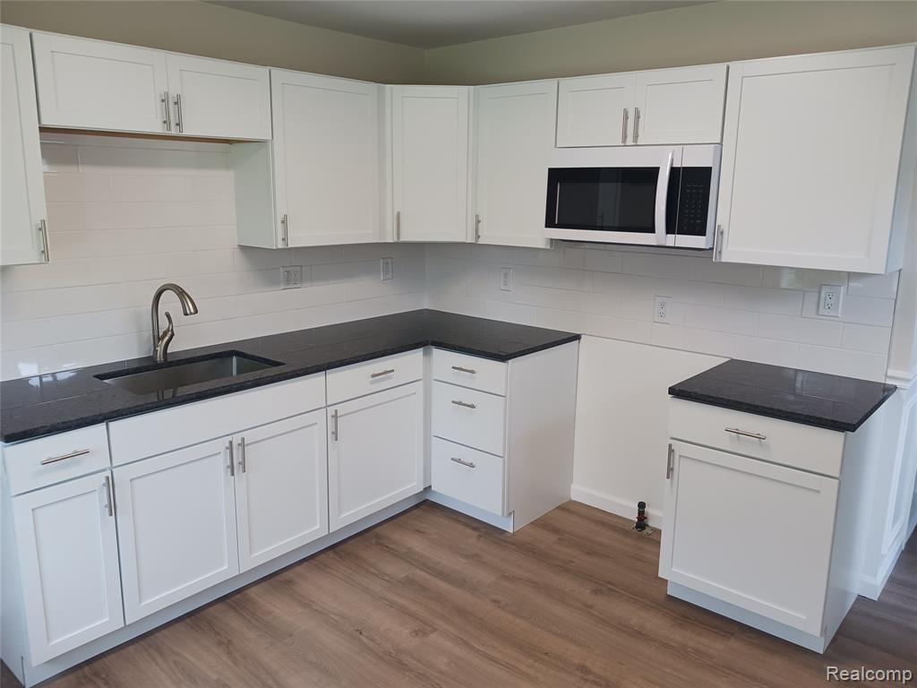 6125 Hampden Street, Taylor, MI 48180 — Photo 8