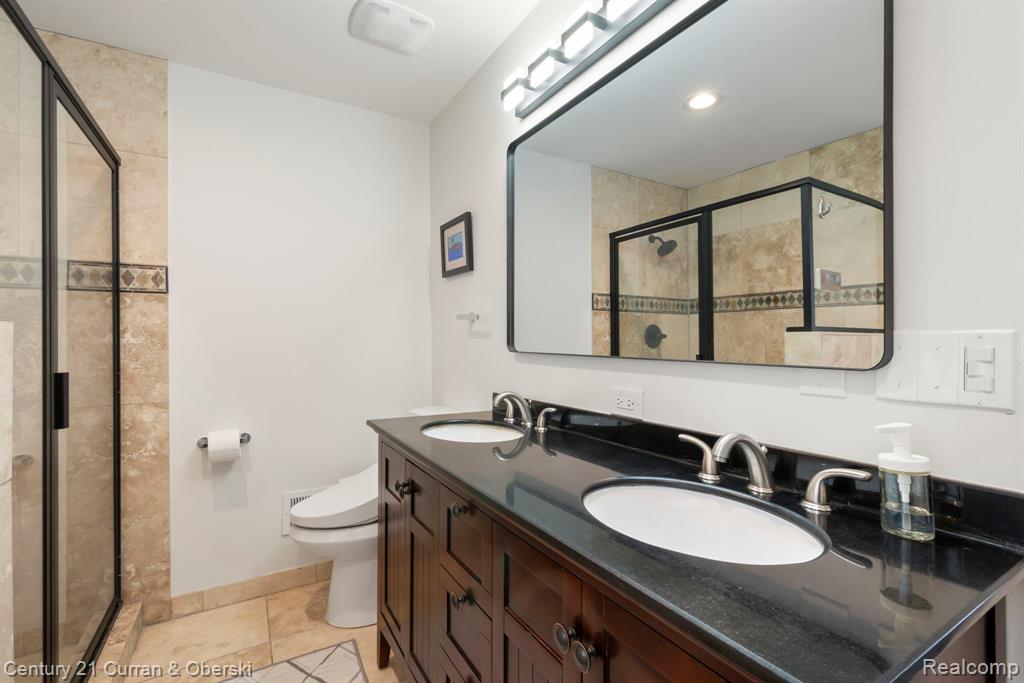 21412 Holmbury Road, Northville, MI 48167 — Photo 36