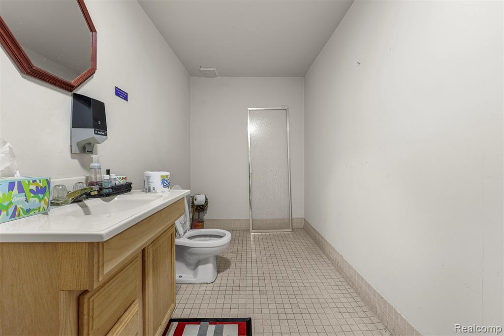 260 Mount Elliott Street, Detroit, MI 48207 — Photo 40