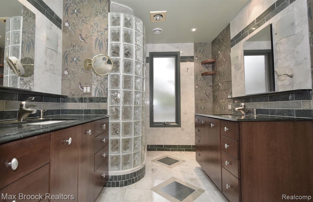 1030 STRATFORD PLACE, # 12, Bloomfield Hills, MI 48304 — Photo 52