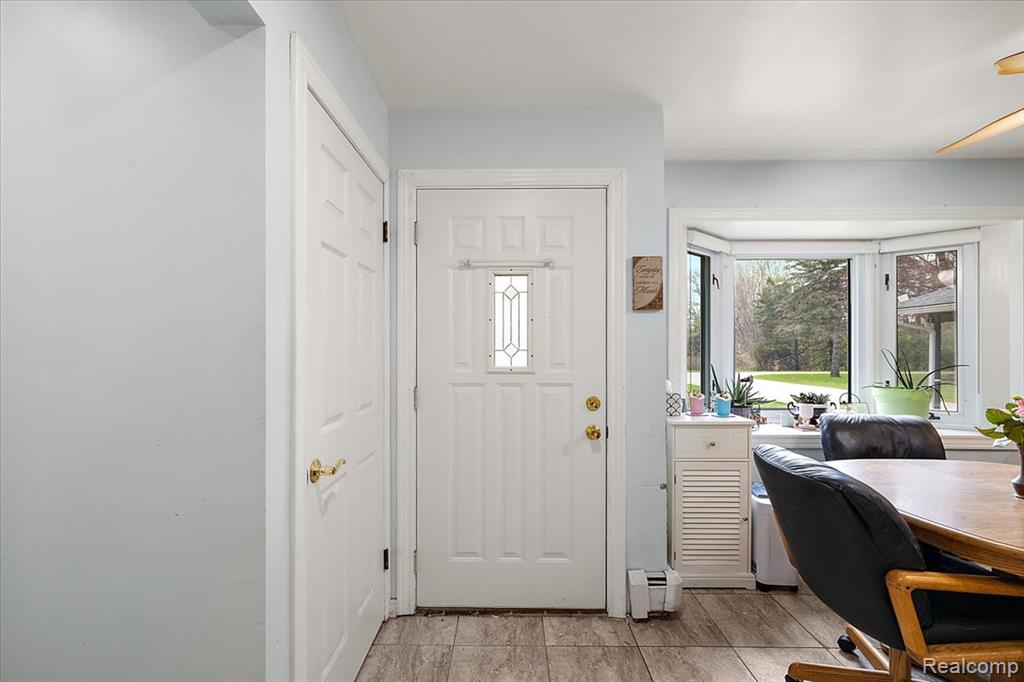 865 N Lapeer Road, Lake Orion, MI 48362 — Photo 13