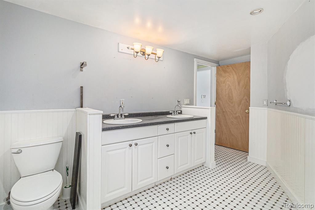 92 Gallup Street, Mount Clemens, MI 48043 — Photo 17
