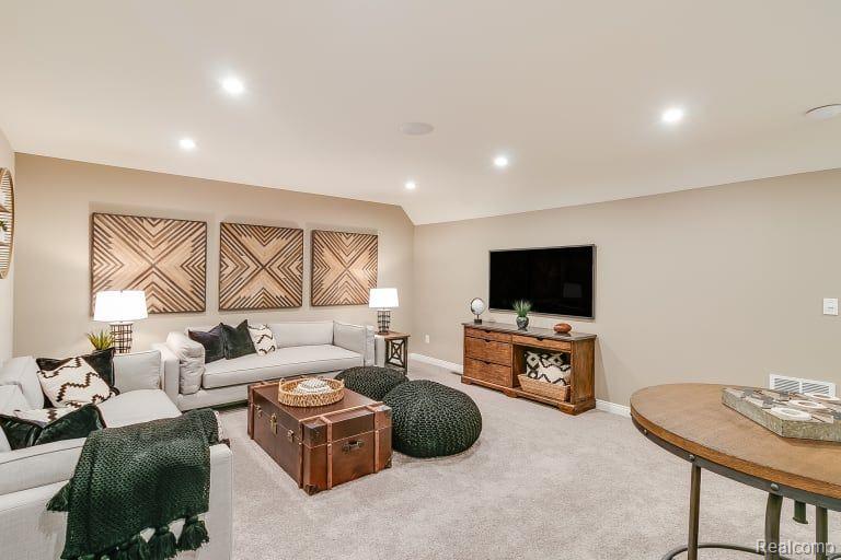 741 West Spaniel Drive, Ann Arbor, MI 48108 — Photo 7