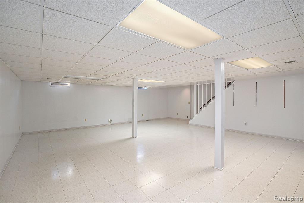 5509 HICKORY Circle, Flushing, MI 48433 — Photo 21