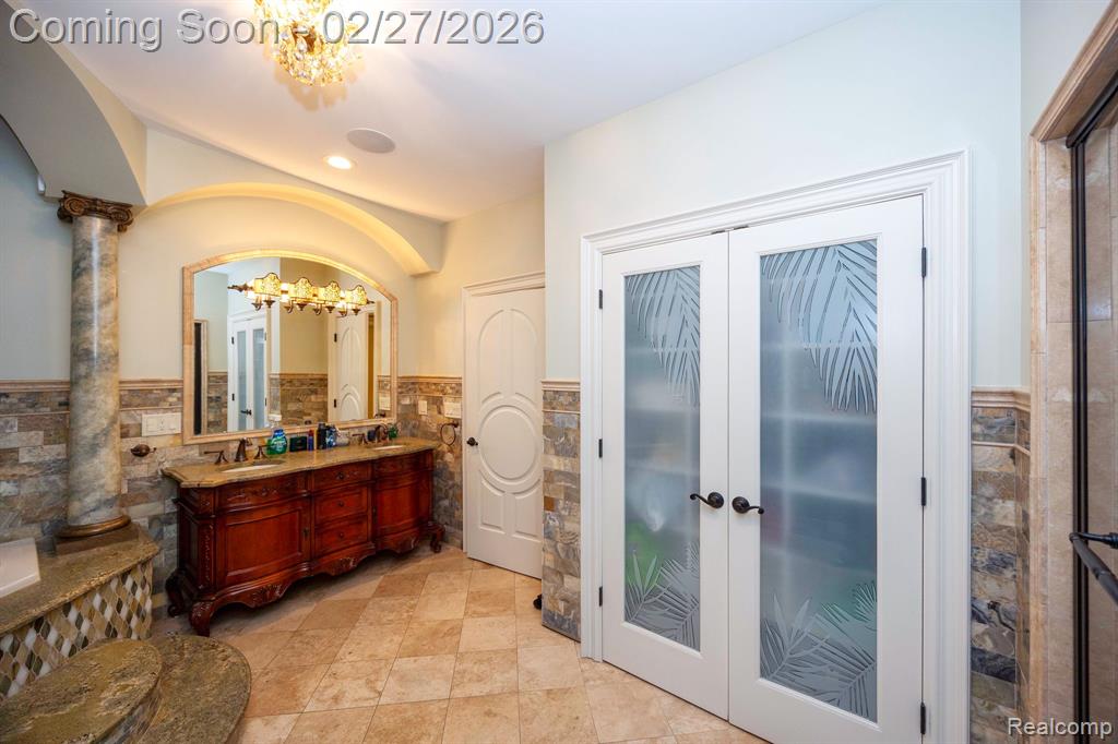 6616 Fairwood Drive, Dearborn Heights, MI 48127 — Photo 35