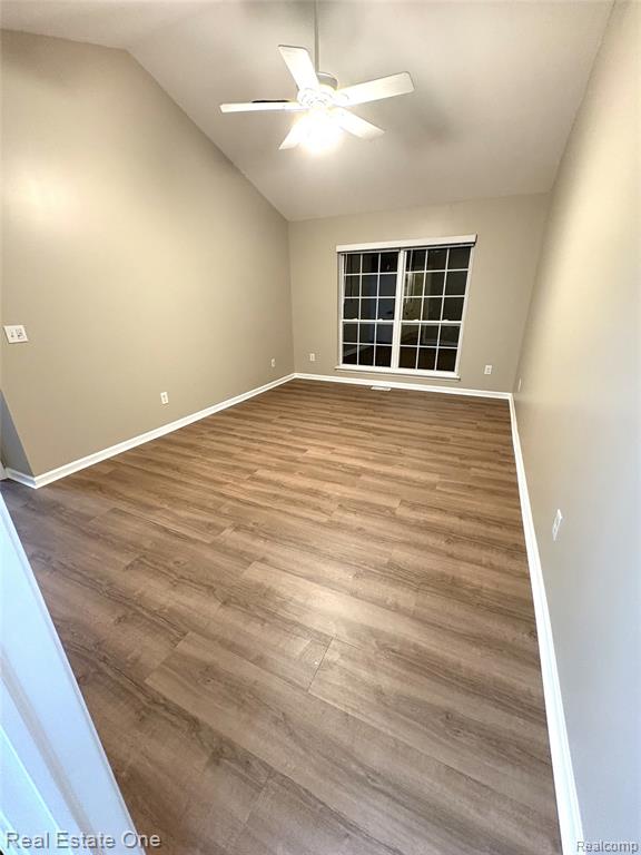 45679 Heather Ridge Drive, Macomb, MI 48044 — Photo 15