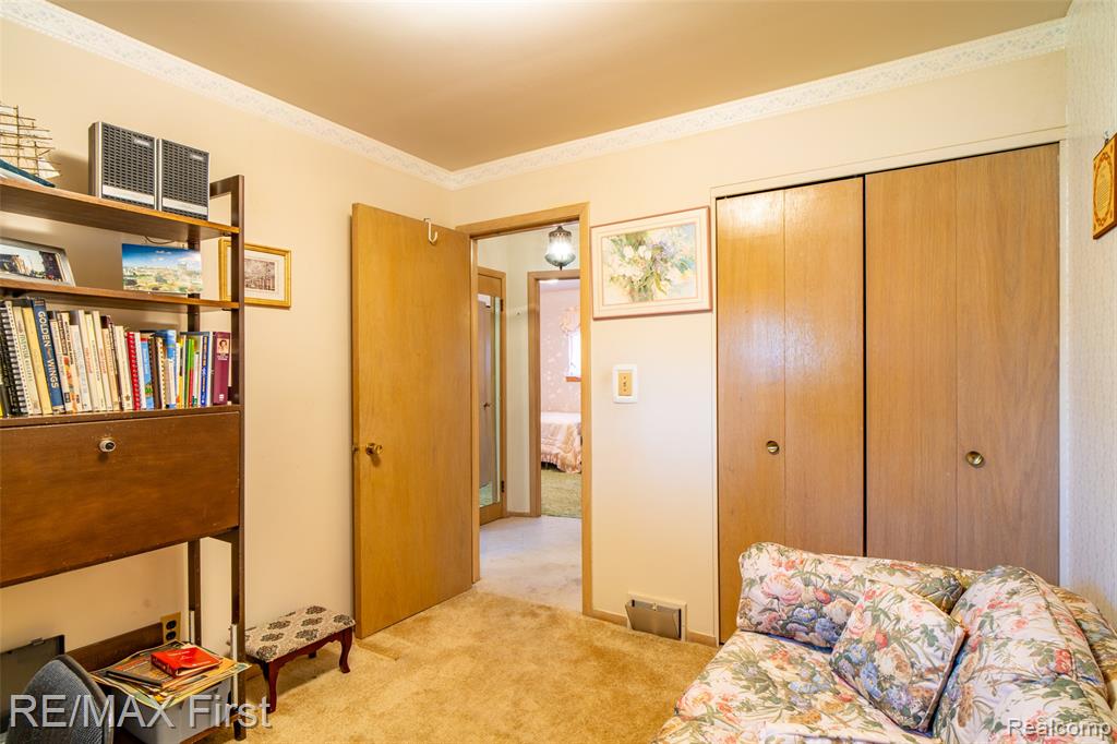 8860 Kidley Drive, Sterling Heights, MI 48314 — Photo 27