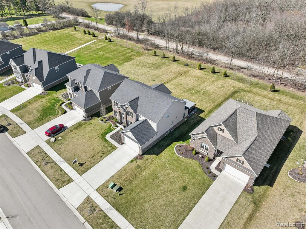 2466 MEADOW HILLS Drive, Ann Arbor, MI 48108 — Photo 63