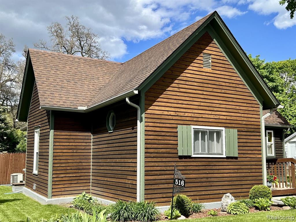 516 Clinton W, Howell, MI 48843 — Photo 19
