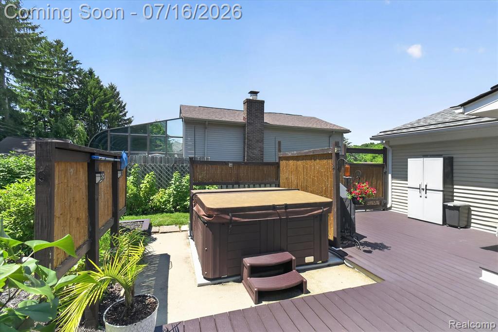 845 Abbey Lane, Milford, MI 48381 — Photo 43