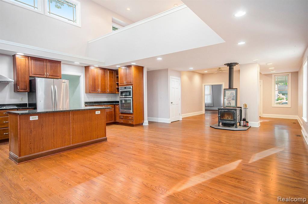 526 5TH Street, Ann Arbor, MI 48103 — Photo 3