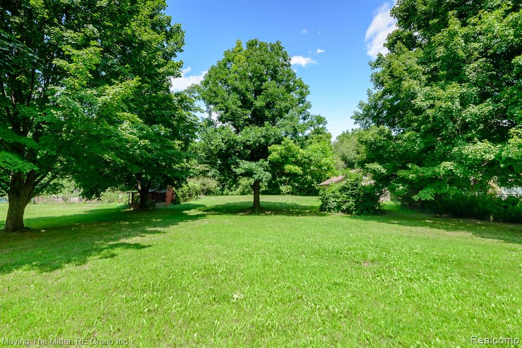 50274 Bog Road, Van Buren, MI 48111 — Photo 36