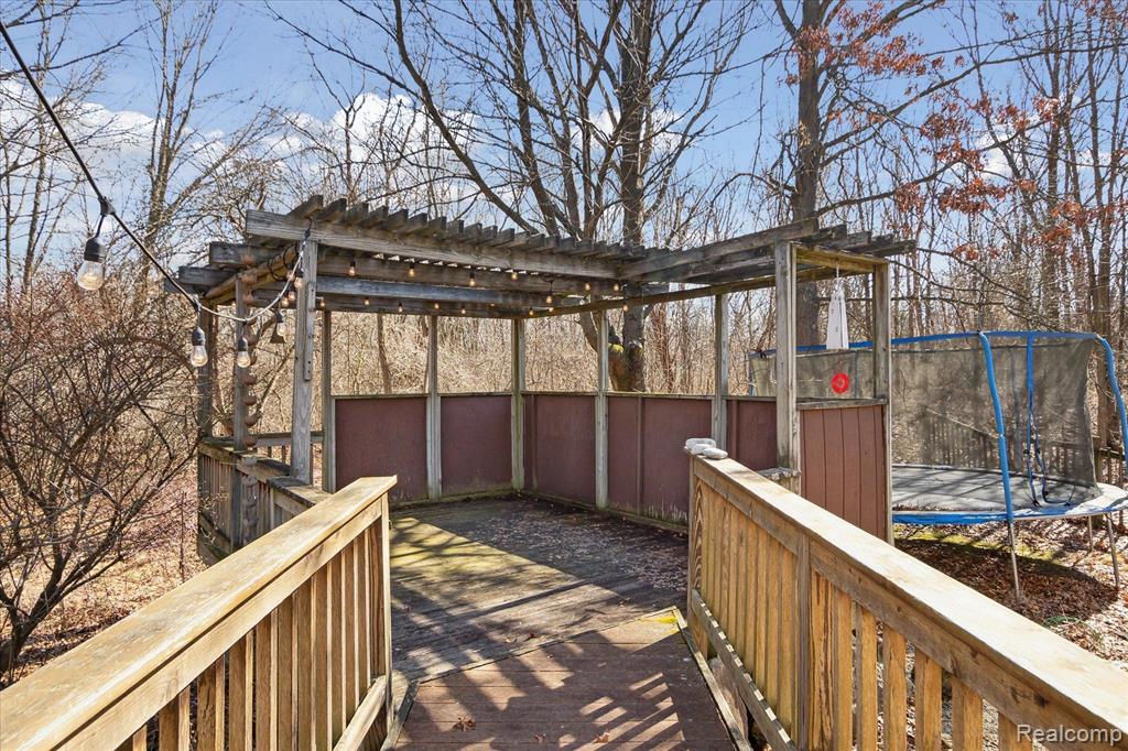 5836 DUTCH HILL Drive, Ann Arbor, MI 48105 — Photo 39