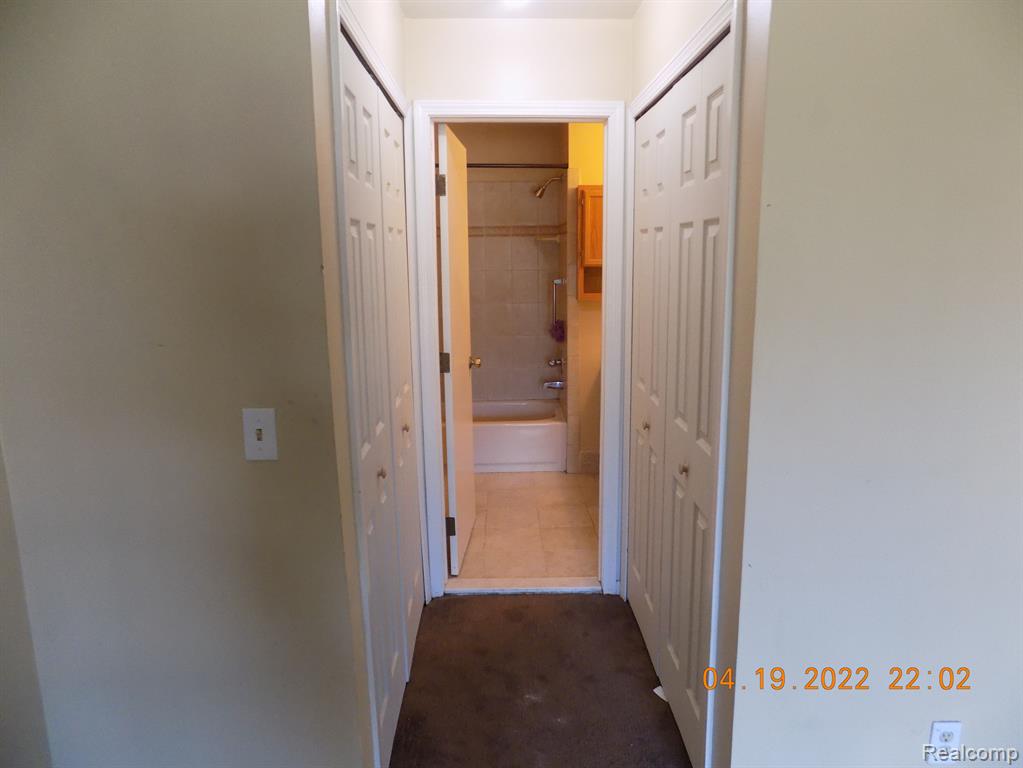 15246 ASHLEY Court, Macomb, MI 48044 — Photo 7