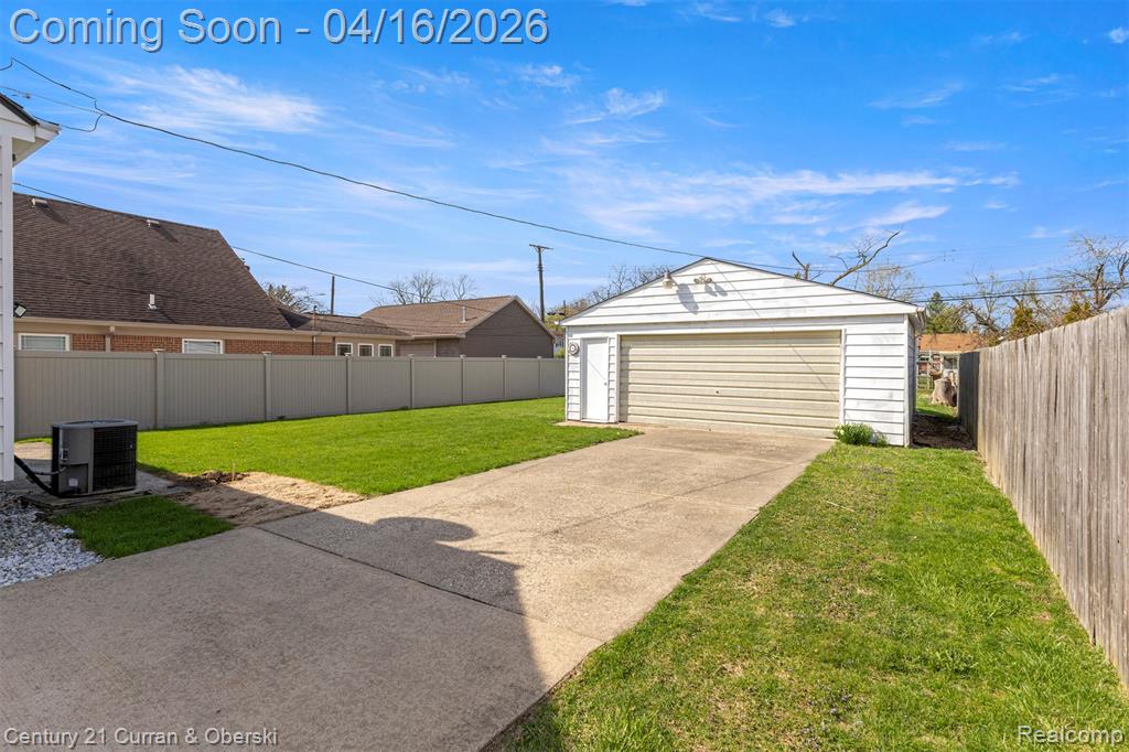 866 Clinton Street, Wyandotte, MI 48192 — Photo 38