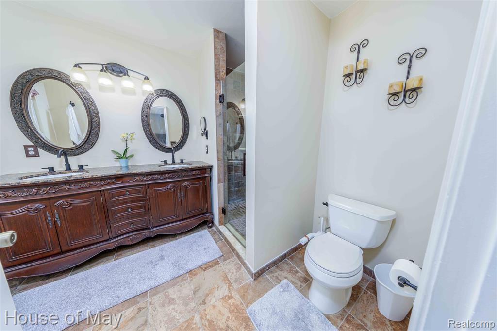 3044 Pheasant Run East Drive, Wixom, MI 48393 — Photo 18