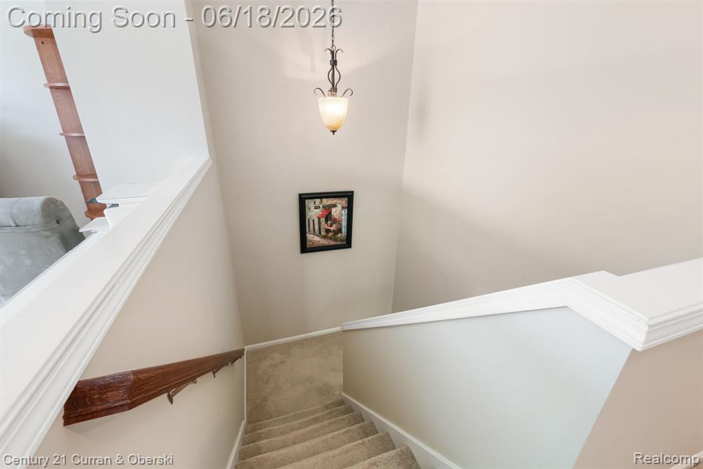 1086 Paddock Drive, South Lyon, MI 48178 — Photo 37