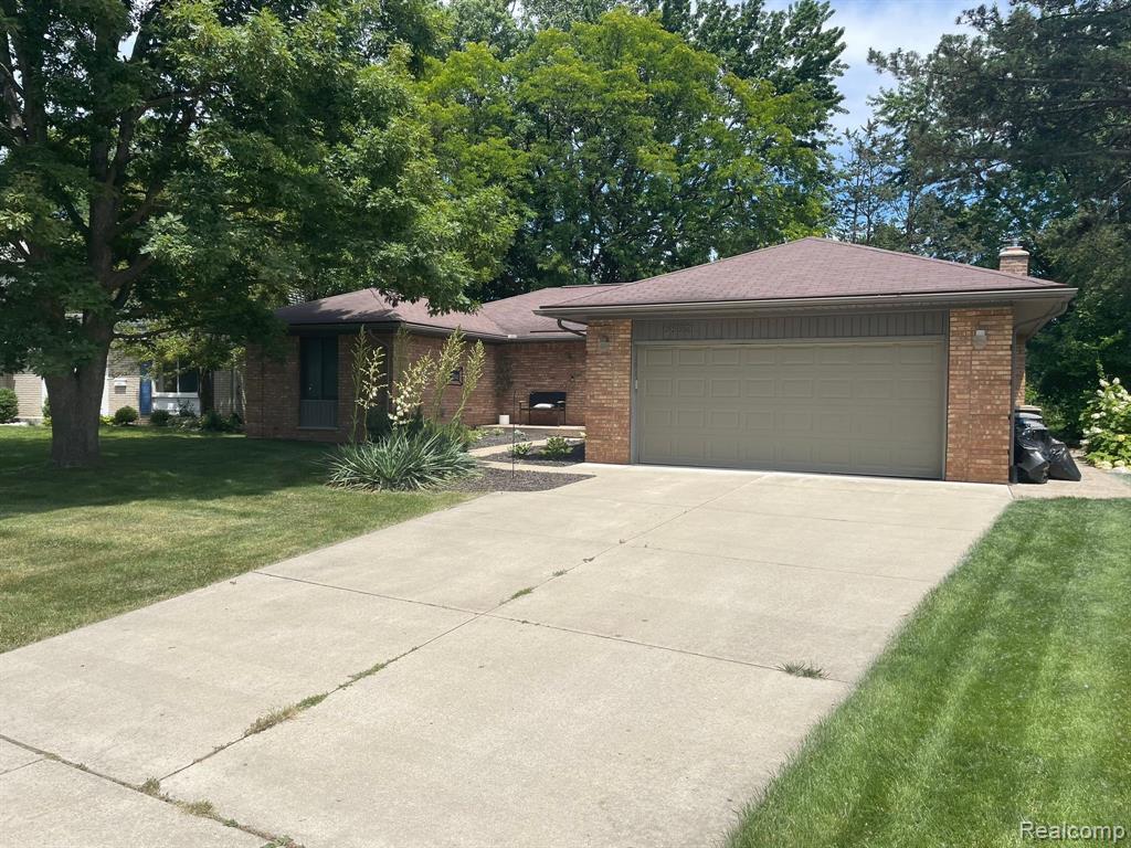 6832 MONTFORT Drive, Canton, MI 48187 — Photo 3
