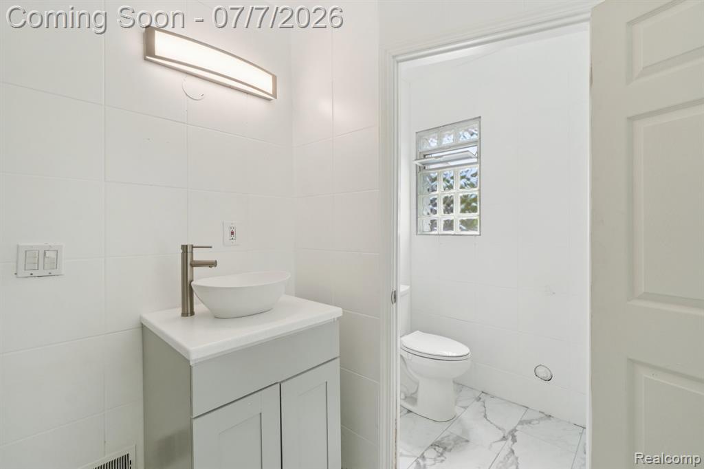 19211 Birwood Street, Detroit, MI 48221 — Photo 29