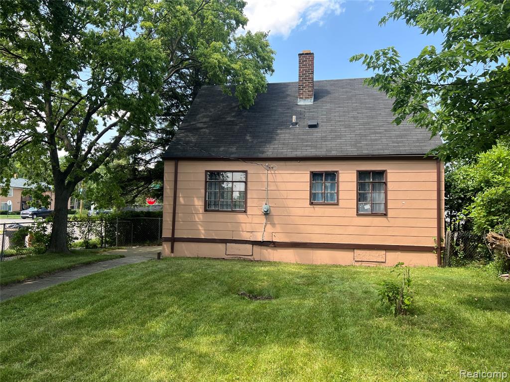 15643 W Chicago Street - Photo 4