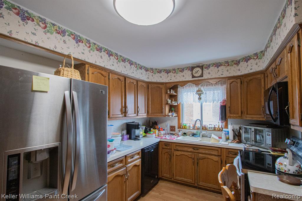 4926 E 12 Mile Road, Warren, MI 48092 — Photo 7