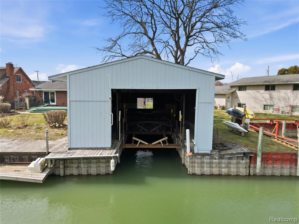 49750 Nautical Drive, Chesterfield, MI 48047 — Photo 3