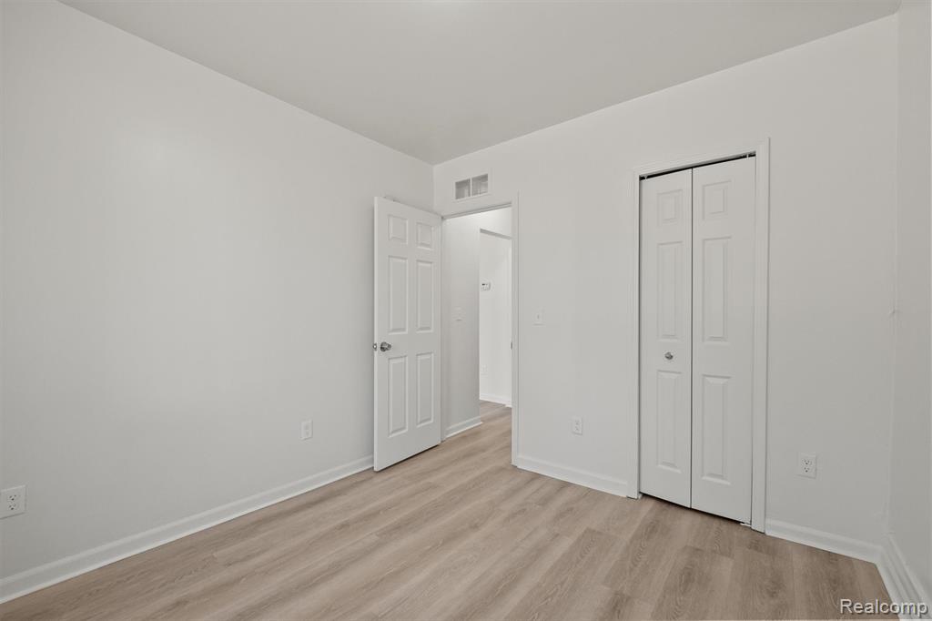 109 Cadillac Street, Pontiac, MI 48342 — Photo 9