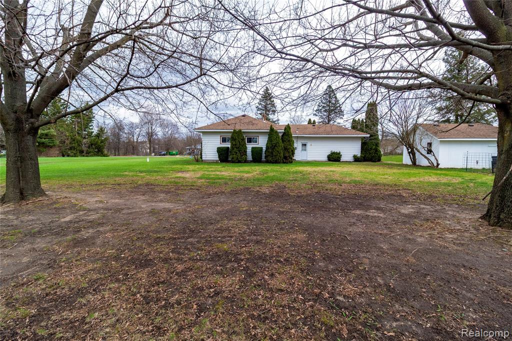 1334 Peppermill Road, Lapeer, MI 48446 — Photo 29