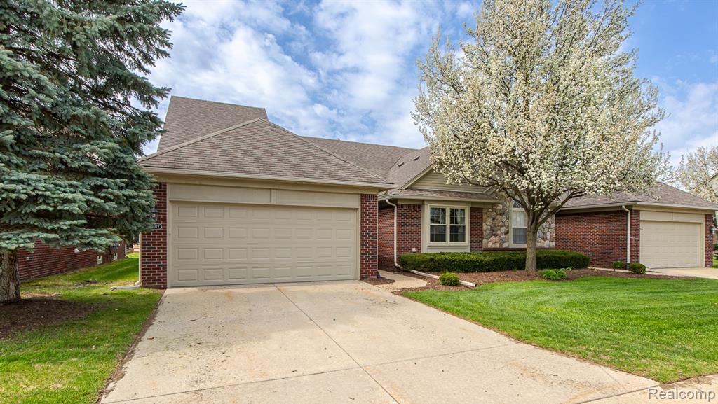 50077 Lexington Avenue E, Utica, MI 48317 — Photo 48