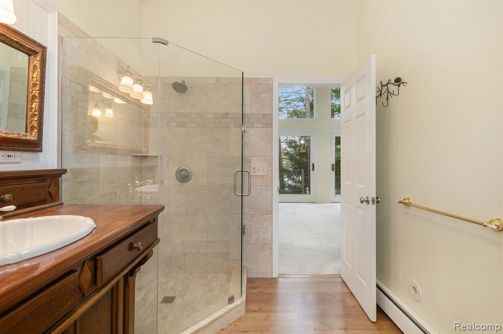 979 Abseguami Trail, Lake Orion, MI 48362 — Photo 24